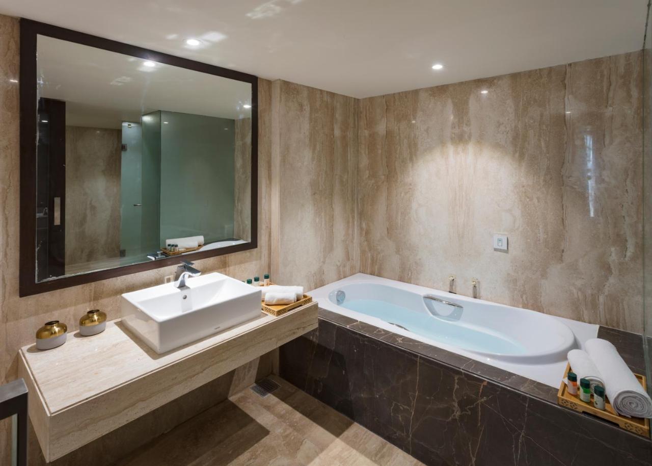 Binori A Boutique Hotel Αχμπανταμπάντ Εξωτερικό φωτογραφία