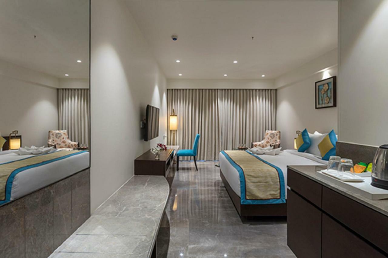 Binori A Boutique Hotel Αχμπανταμπάντ Εξωτερικό φωτογραφία